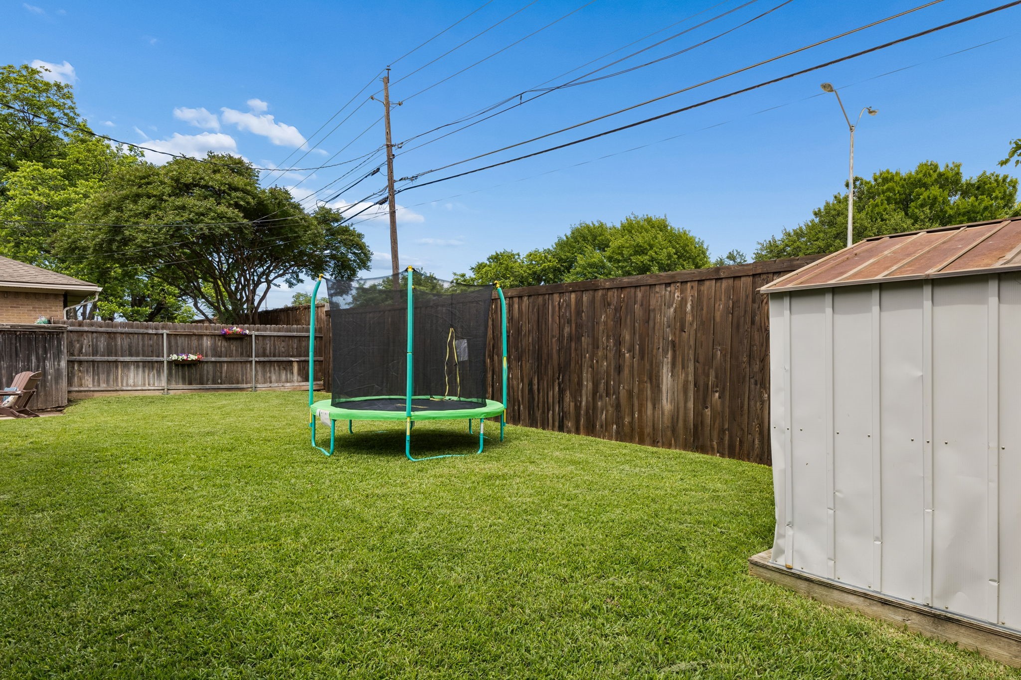 10677 Larchfield Lane Dallas TX 75238