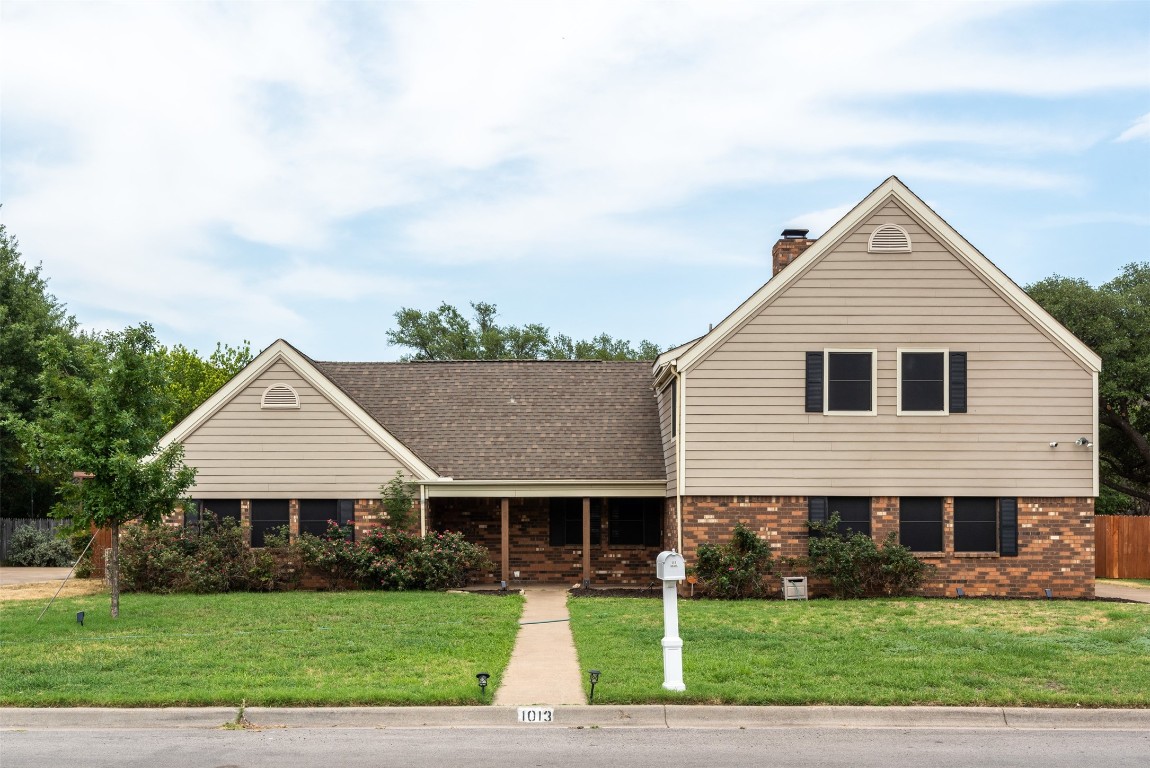 1013 Berkley Drive Cleburne TX 76033