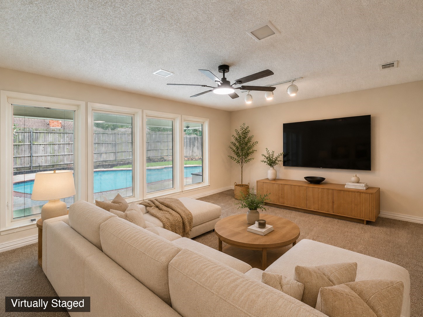 1000 Briarcliff Drive Arlington TX 76012