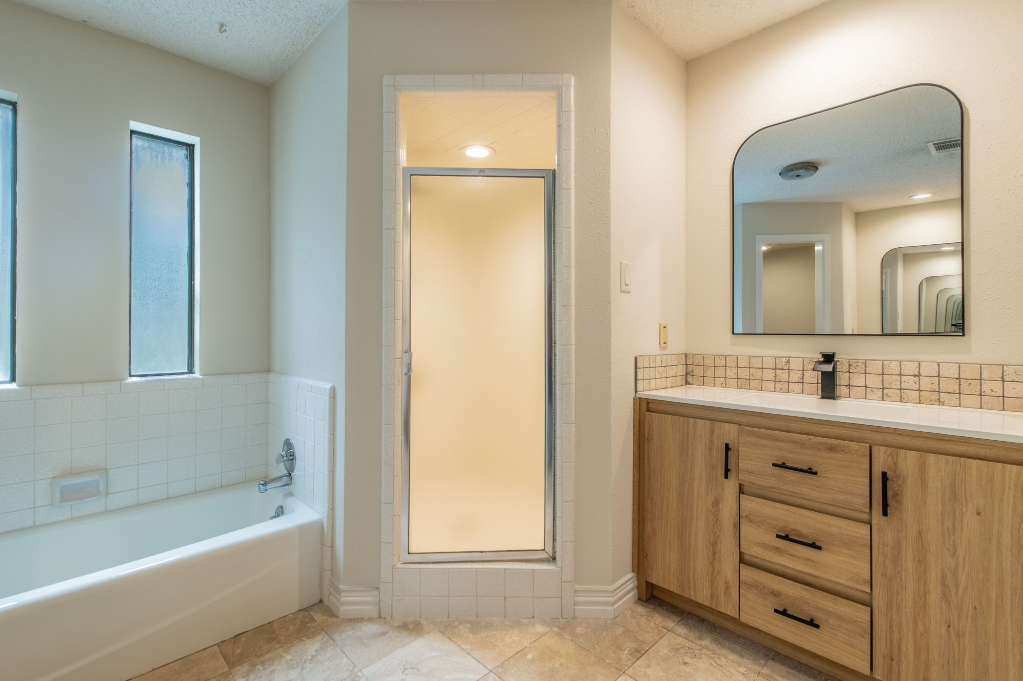 1000 Briarcliff Drive Arlington TX 76012