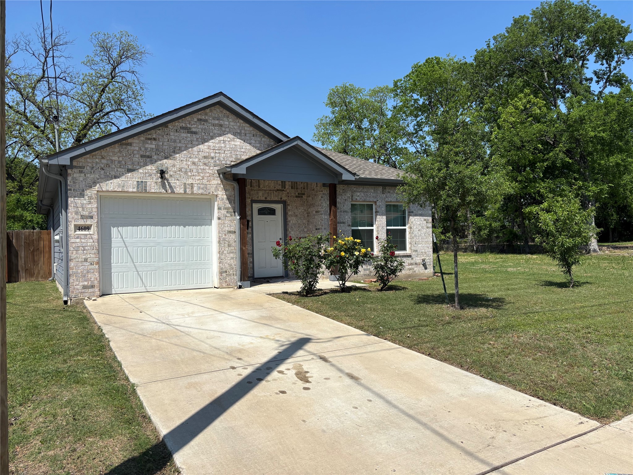 4609 Silver Avenue Dallas TX 75223