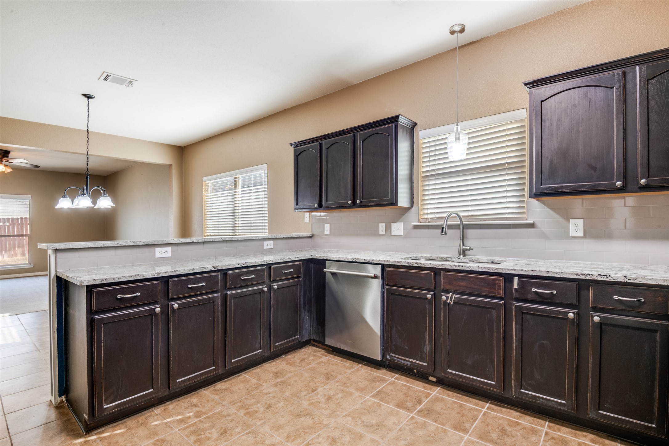 4018 Houston Drive Heartland TX 75126