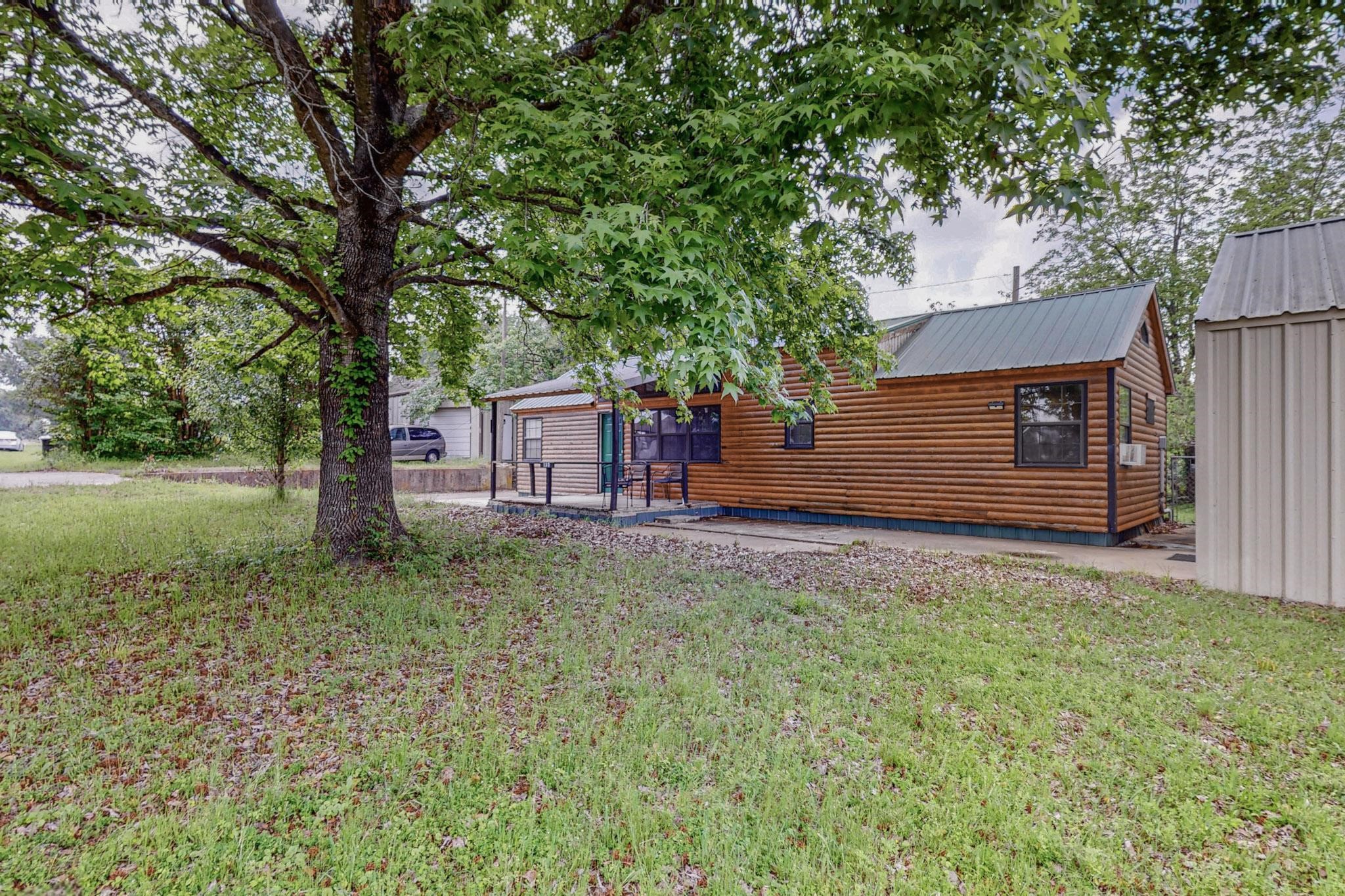 130 Vz County Road 2803 Mabank TX 75147