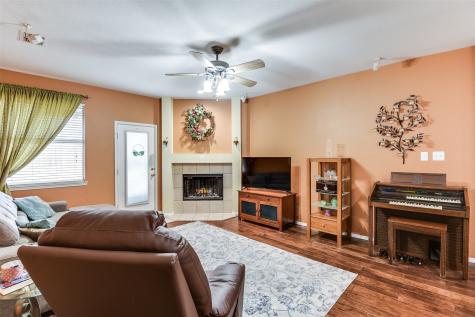 4920 Winding Trail Grand Prairie TX 75052