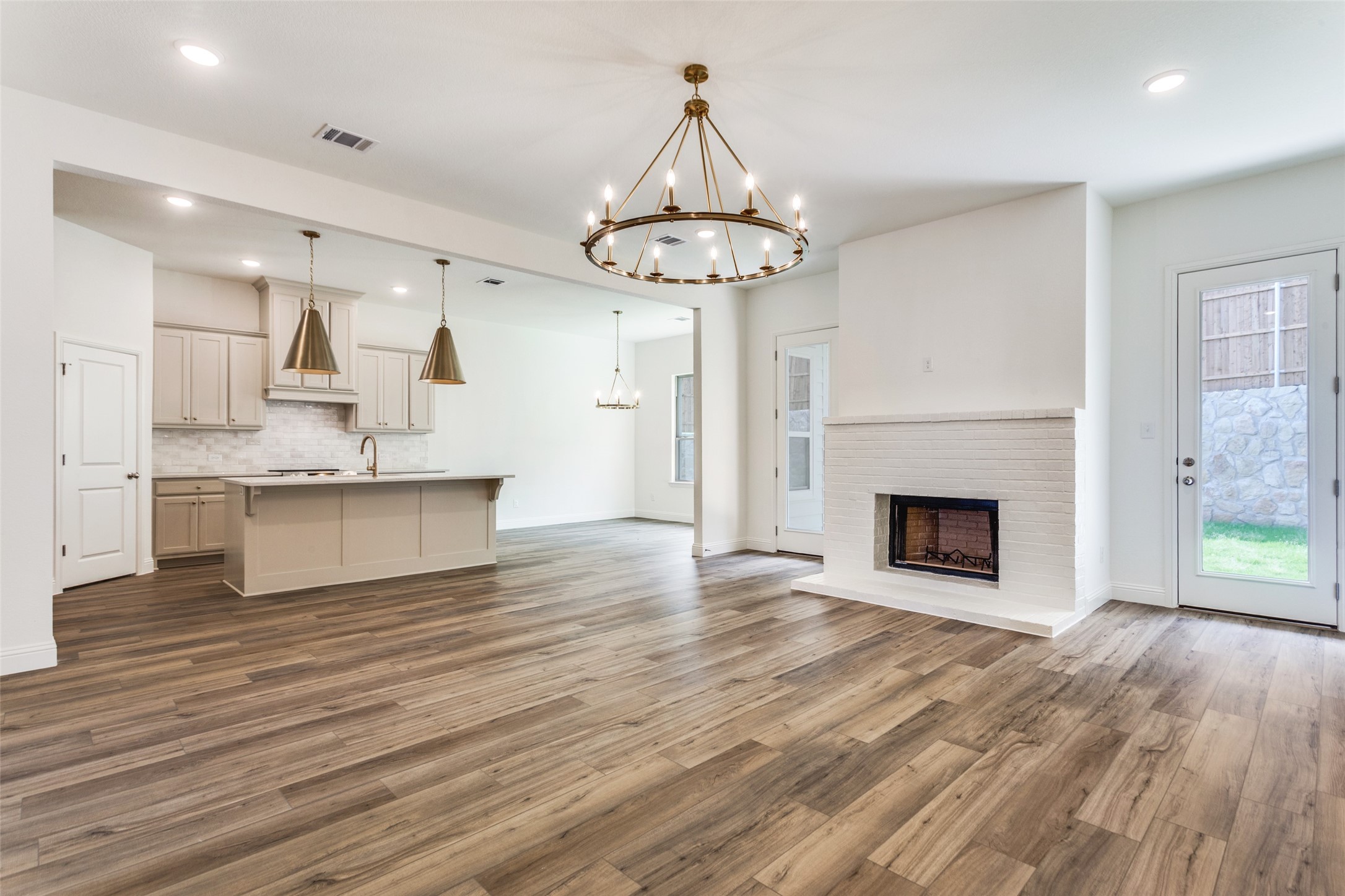782 Sterling Drive Benbrook TX 76126