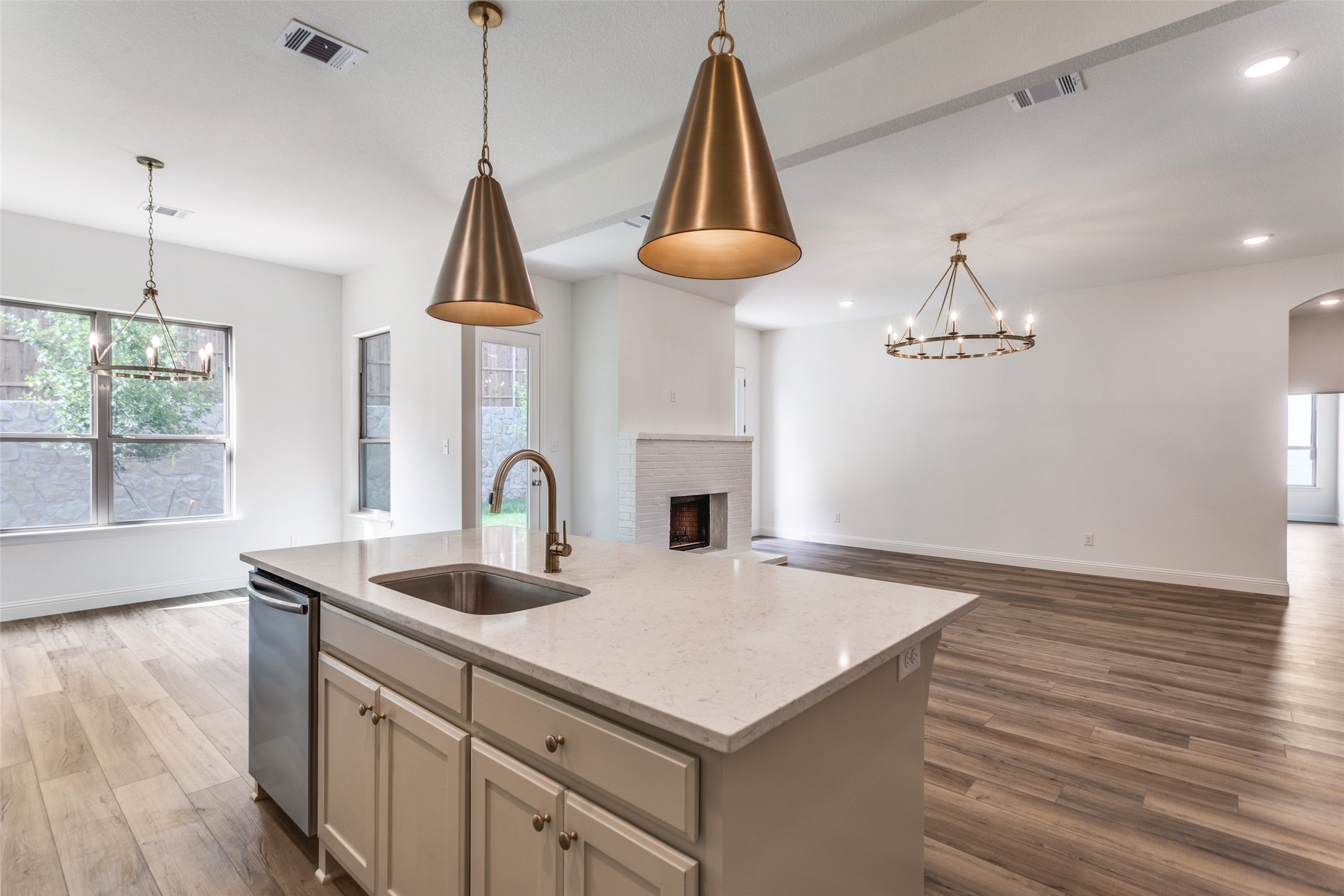 782 Sterling Drive Benbrook TX 76126