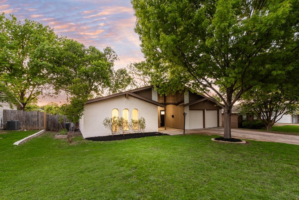 1614 Brent Court Grand Prairie TX 75051