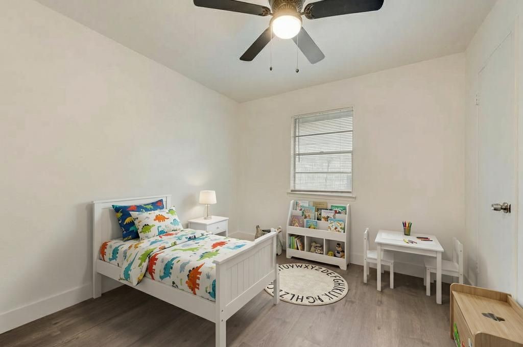 1614 Brent Court Grand Prairie TX 75051