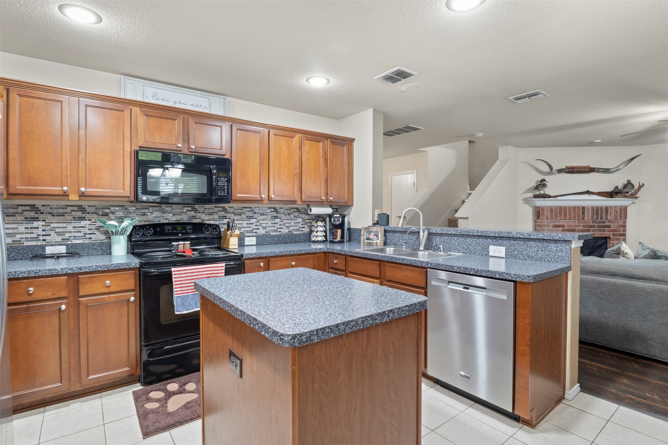1303 Feather Crest Drive Krum TX 76249