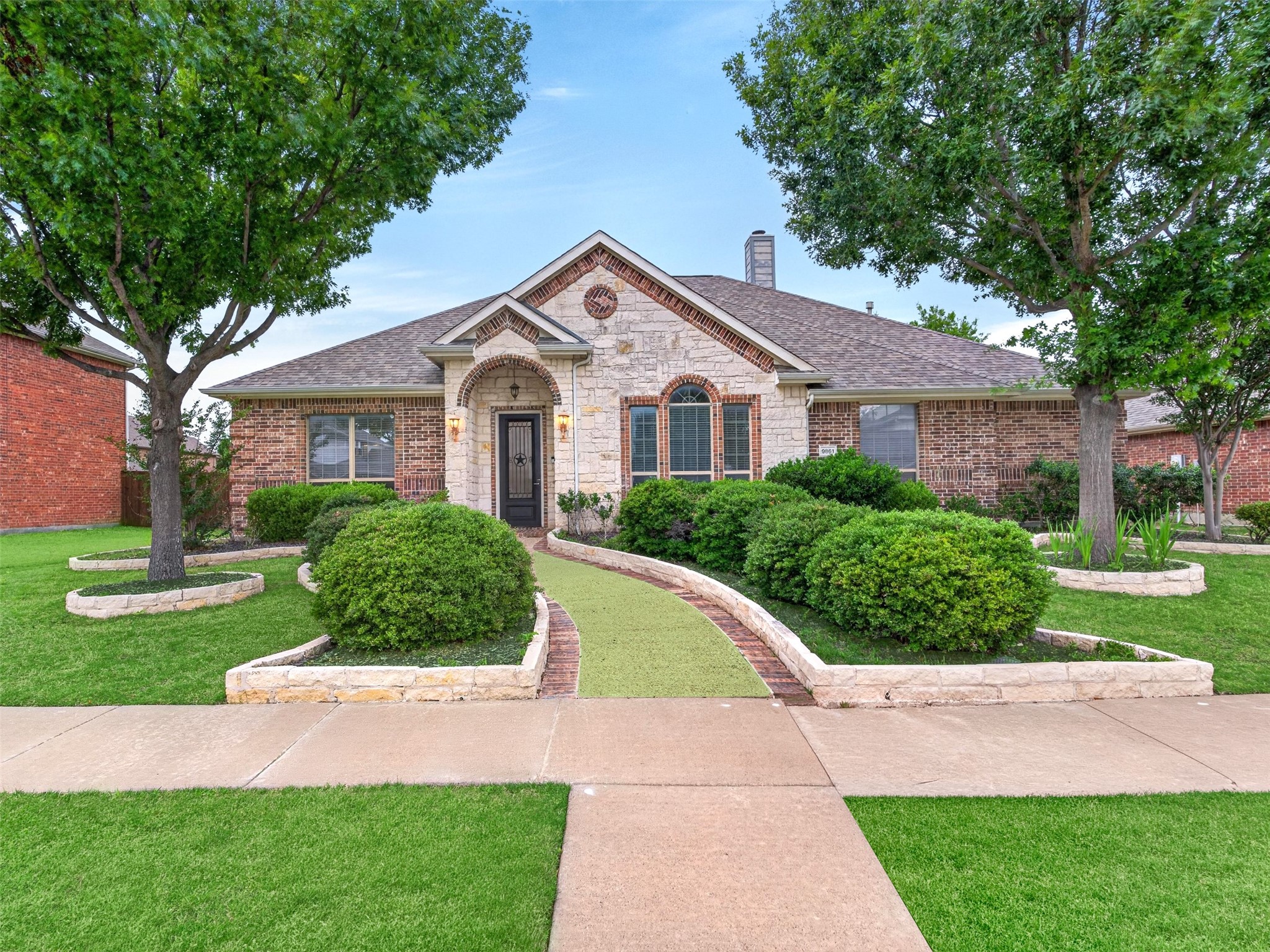 9861 Chamber Hall Drive Frisco TX 75033