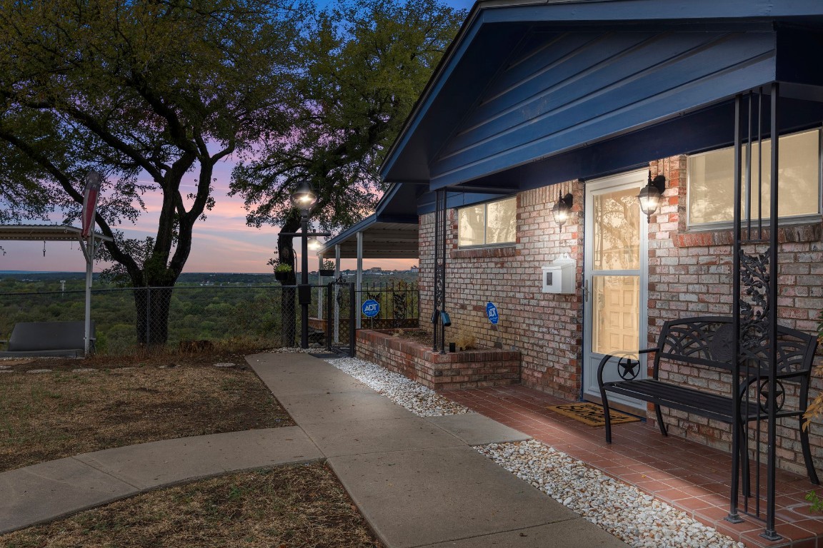 5516 Purdue Avenue River Oaks TX 76114