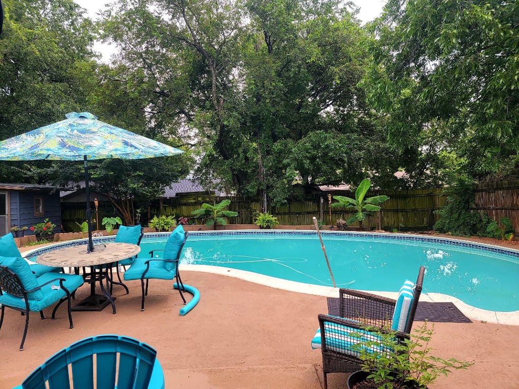 608 Mesquite Avenue Crowley TX 76036