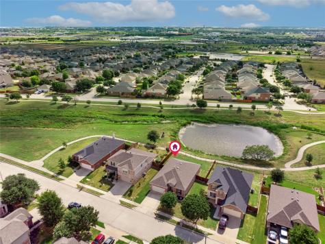 10320 Fossil Valley Drive Fort Worth TX 76131