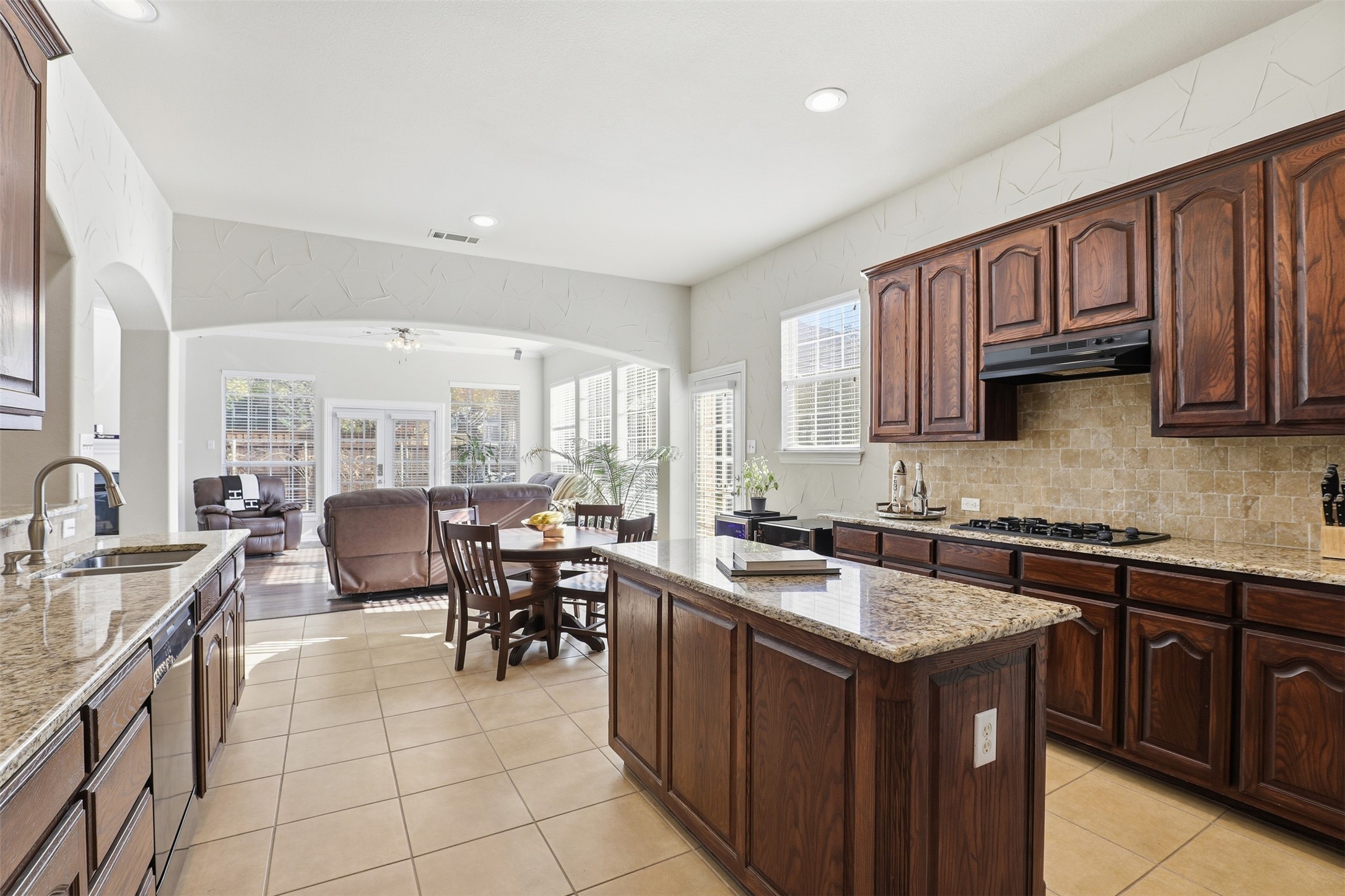 1700 Orchard Lane Carrollton TX 75007