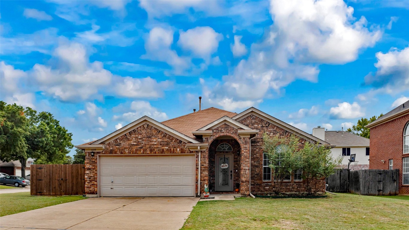 1135 Cavalcade Drive Grand Prairie TX 75052