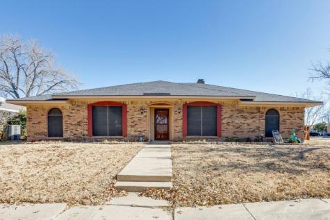5802 Mark Lane Rowlett TX 75089