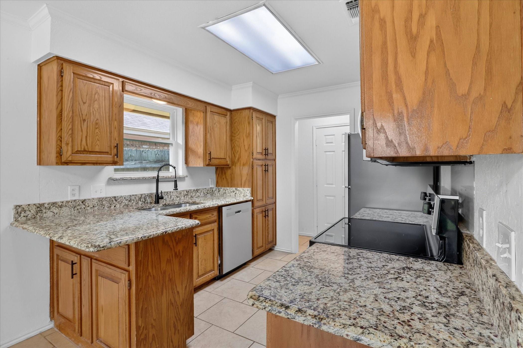 1755 Kings Canyon Circle Fort Worth TX 76134