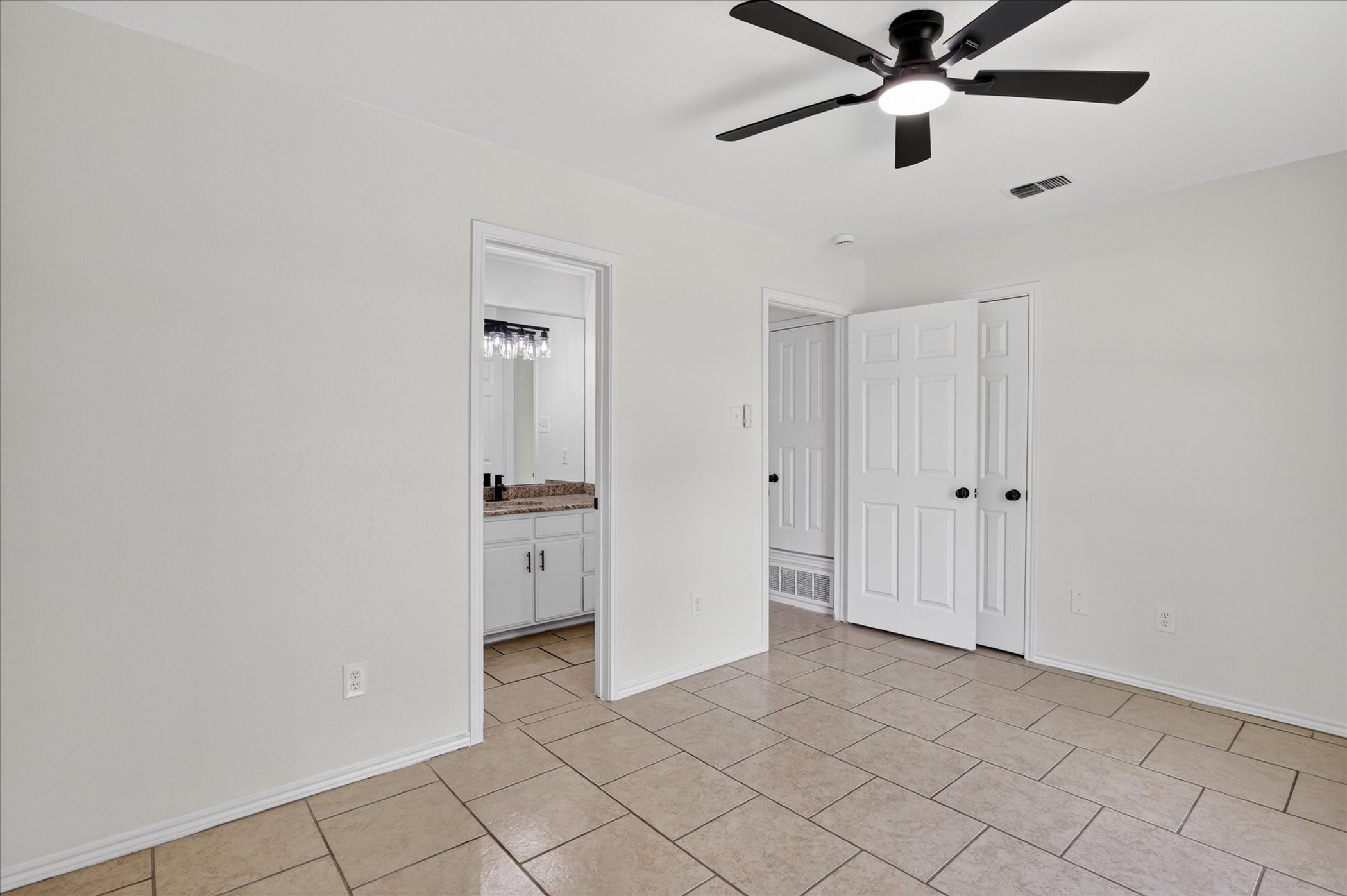 1755 Kings Canyon Circle Fort Worth TX 76134