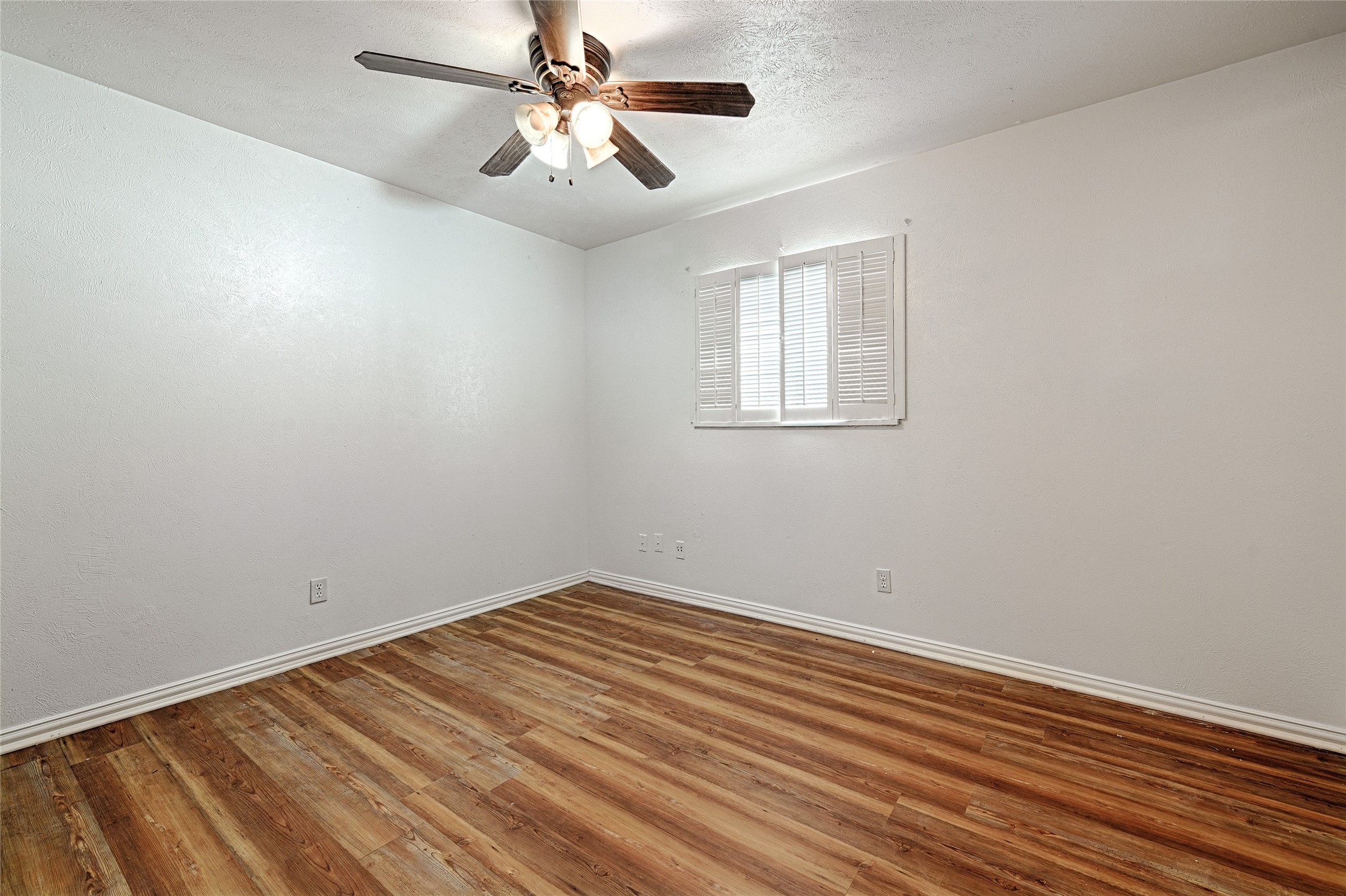 3206 Catalpa Street Garland TX 75044