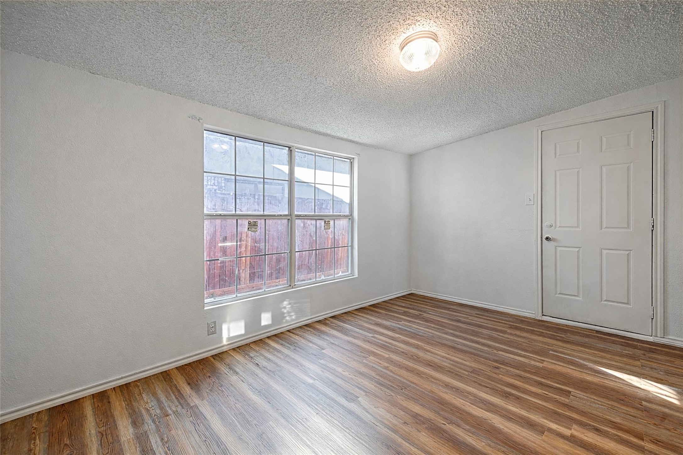 3206 Catalpa Street Garland TX 75044