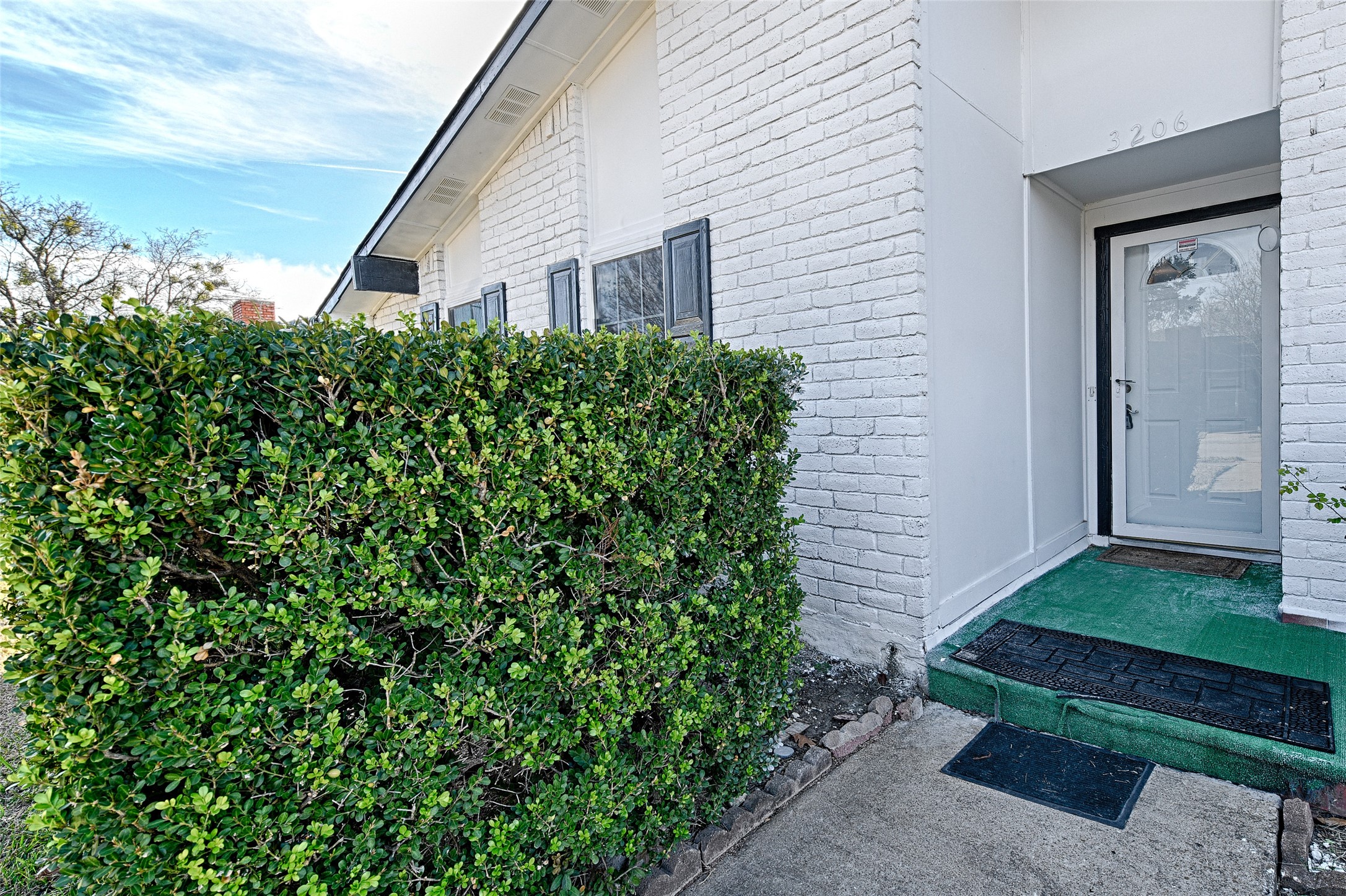 3206 Catalpa Street Garland TX 75044