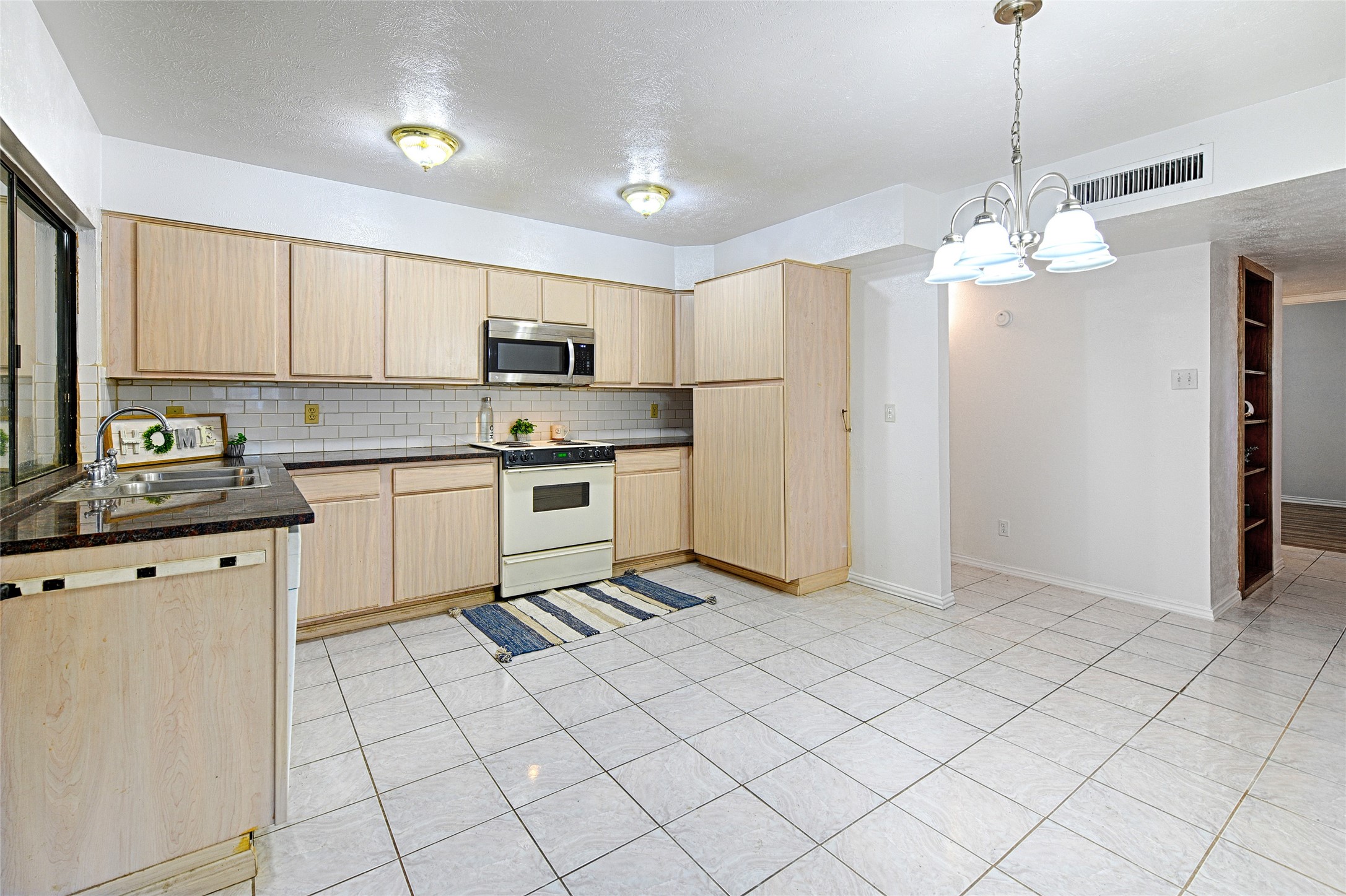 3206 Catalpa Street Garland TX 75044