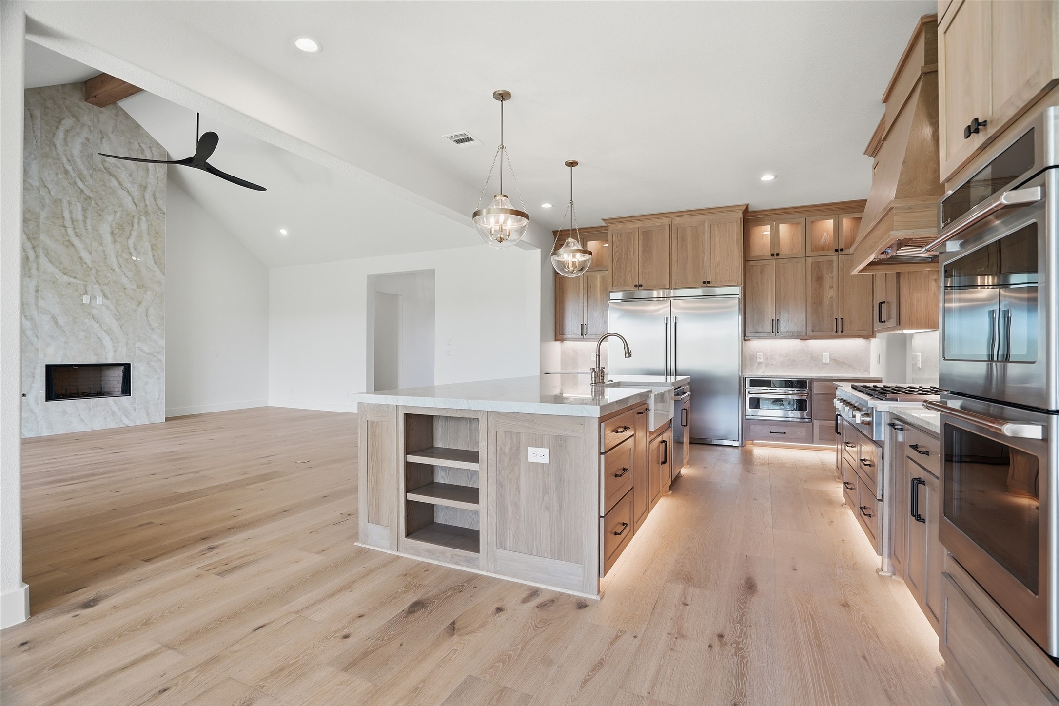 5009 Frost Creek Aledo TX 76008