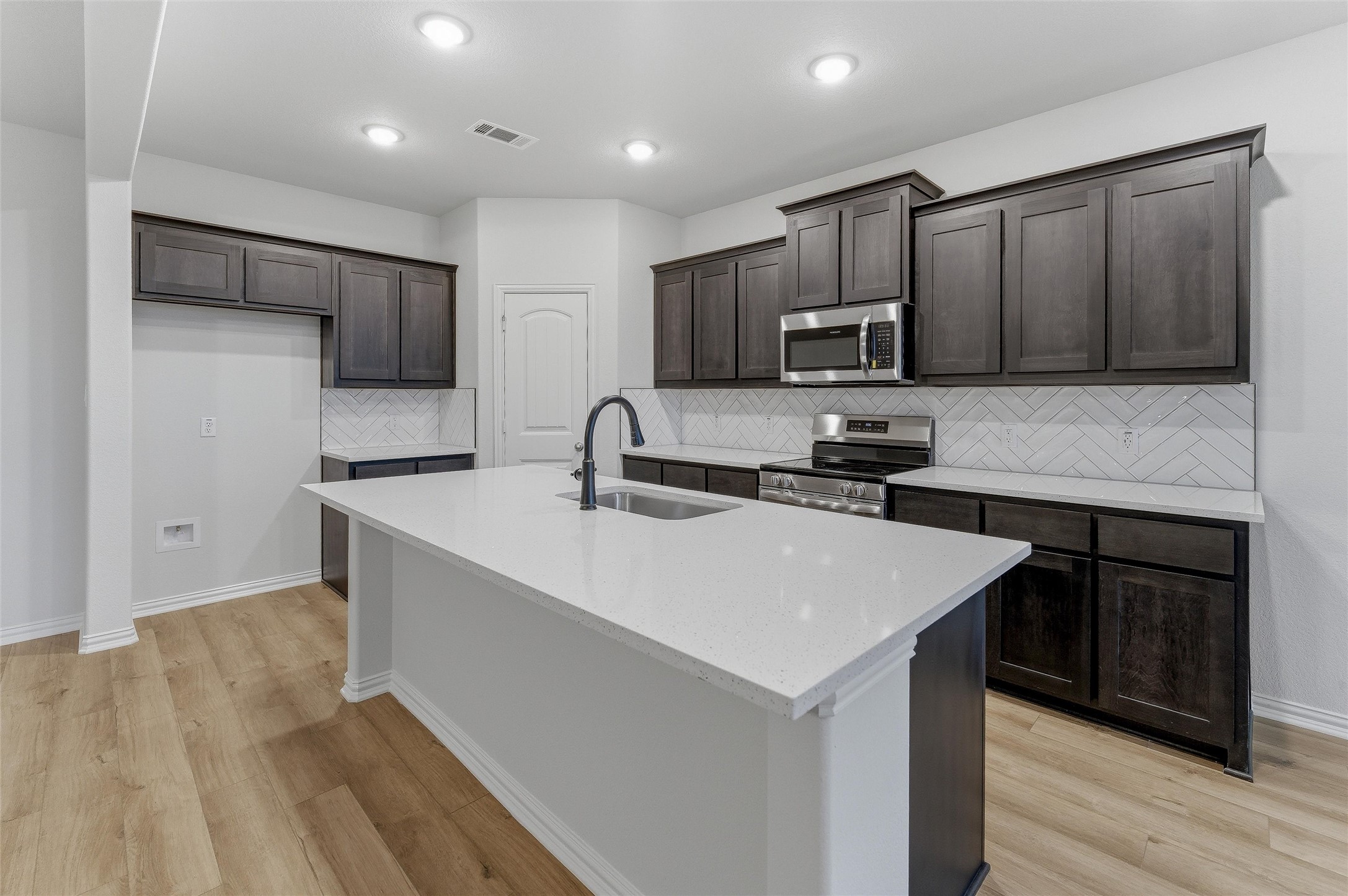 1333 Frio Drive Springtown TX 76082