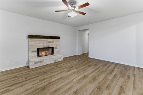 1333 Frio Drive Springtown TX 76082