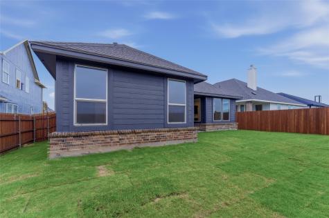1333 Frio Drive Springtown TX 76082