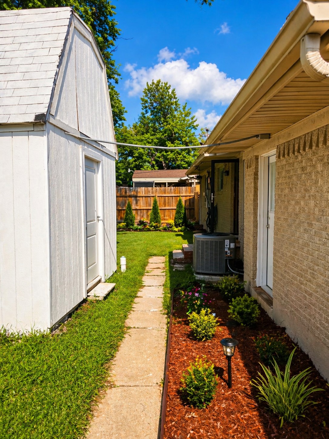 2719 Oates Drive Dallas TX 75228