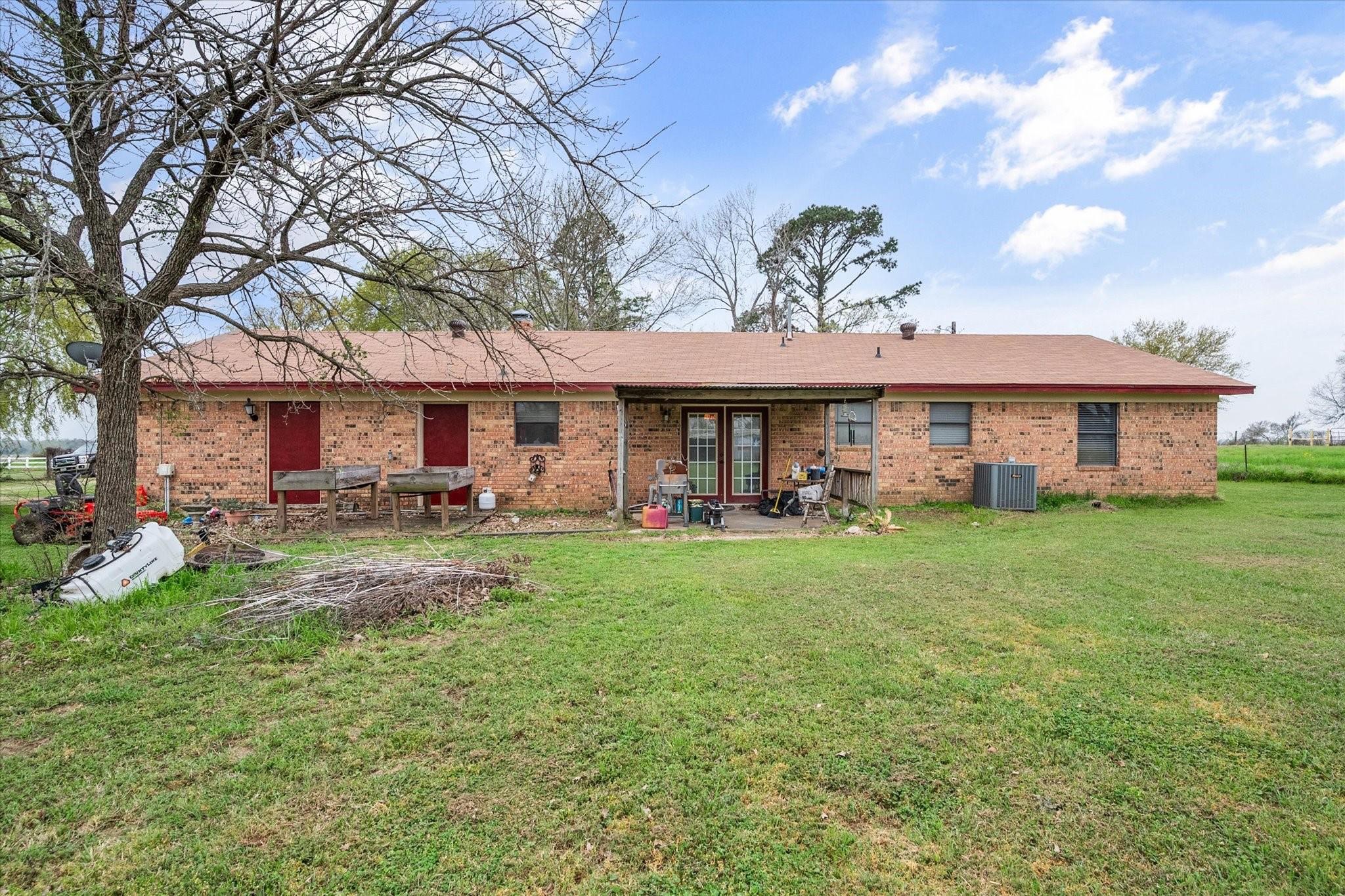230 Fcr 141 Streetman TX 75859