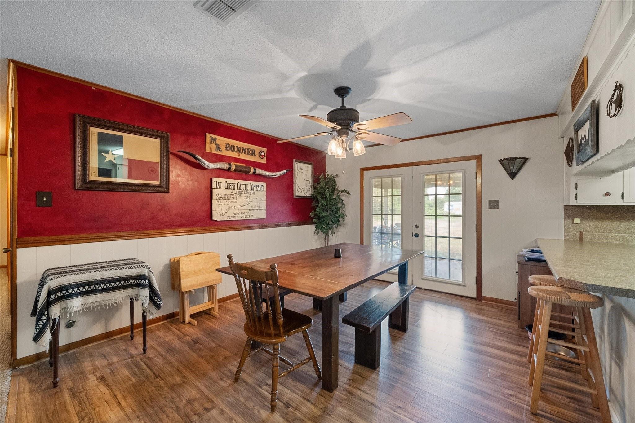 230 Fcr 141 Streetman TX 75859