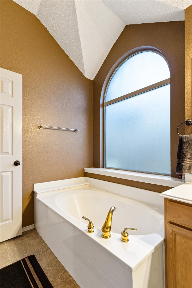 905 Forest Hollow Drive Hurst TX 76053