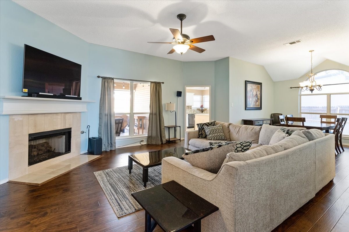 905 Forest Hollow Drive Hurst TX 76053