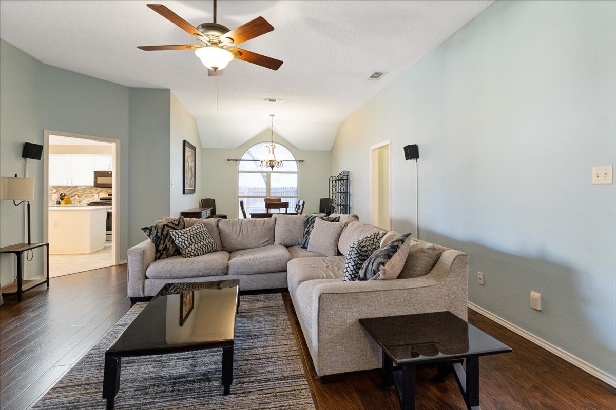 905 Forest Hollow Drive Hurst TX 76053
