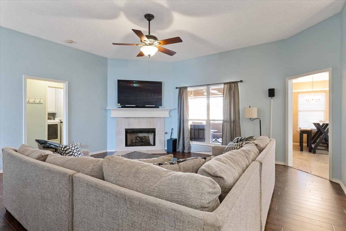 905 Forest Hollow Drive Hurst TX 76053