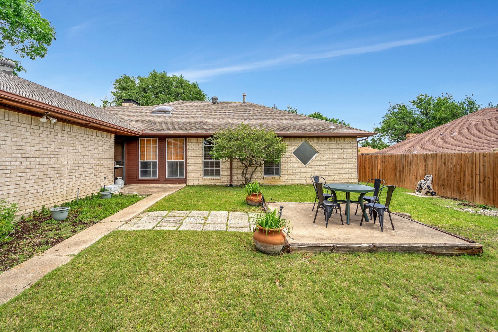 2010 Vista Crest Drive Carrollton TX 75007