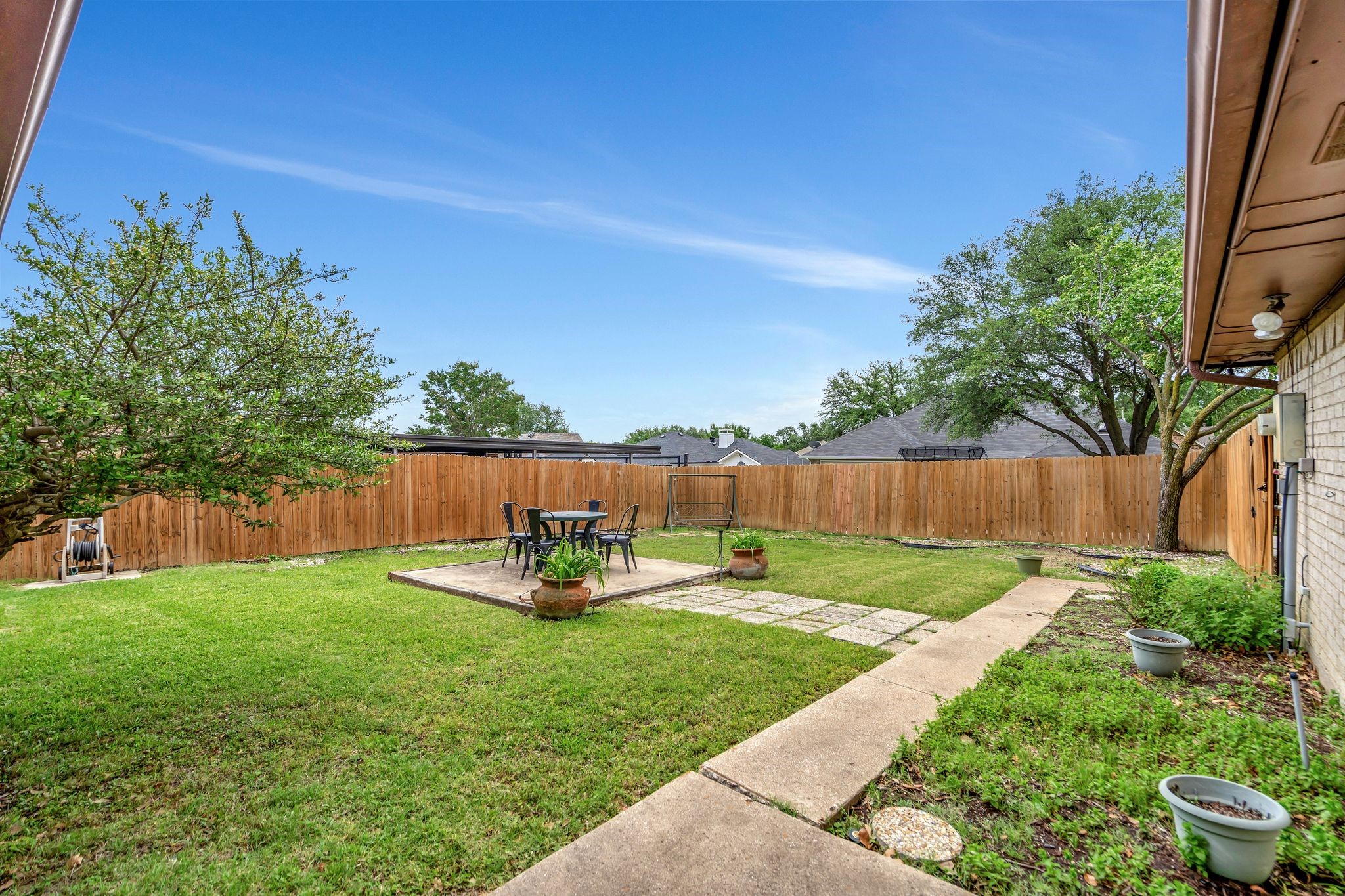 2010 Vista Crest Drive Carrollton TX 75007