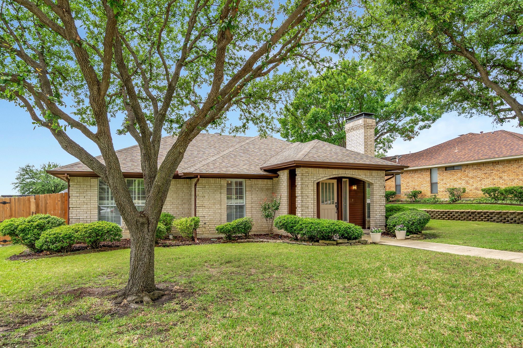 2010 Vista Crest Drive Carrollton TX 75007