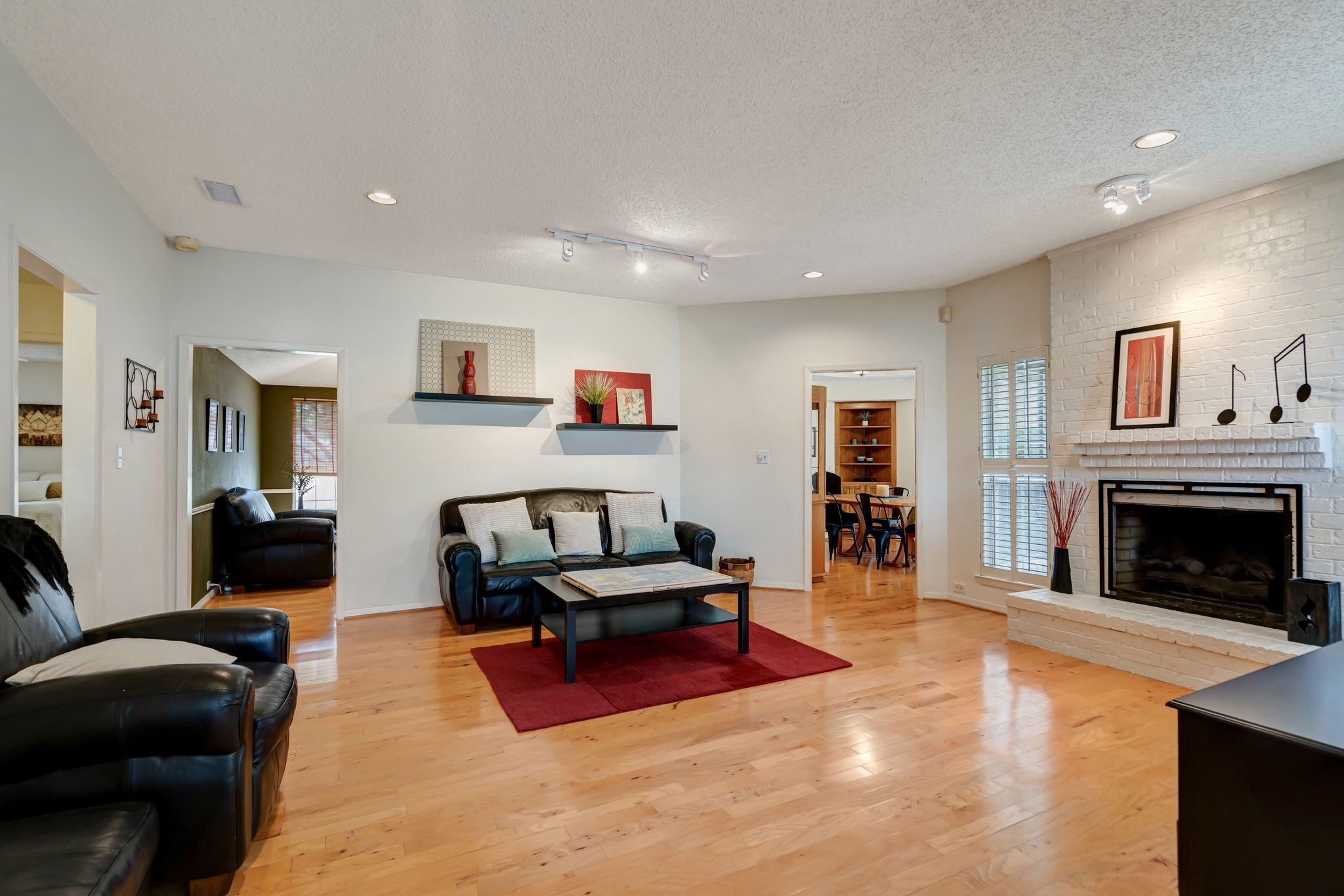 2010 Vista Crest Drive Carrollton TX 75007
