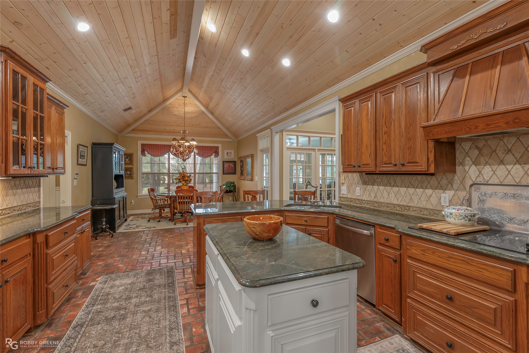 400 Crouch Road Benton LA 71006