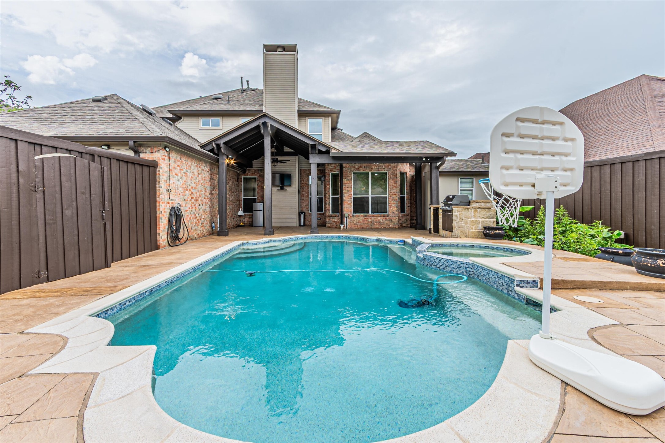 1440 Sunswept Terrace Lewisville TX 75077