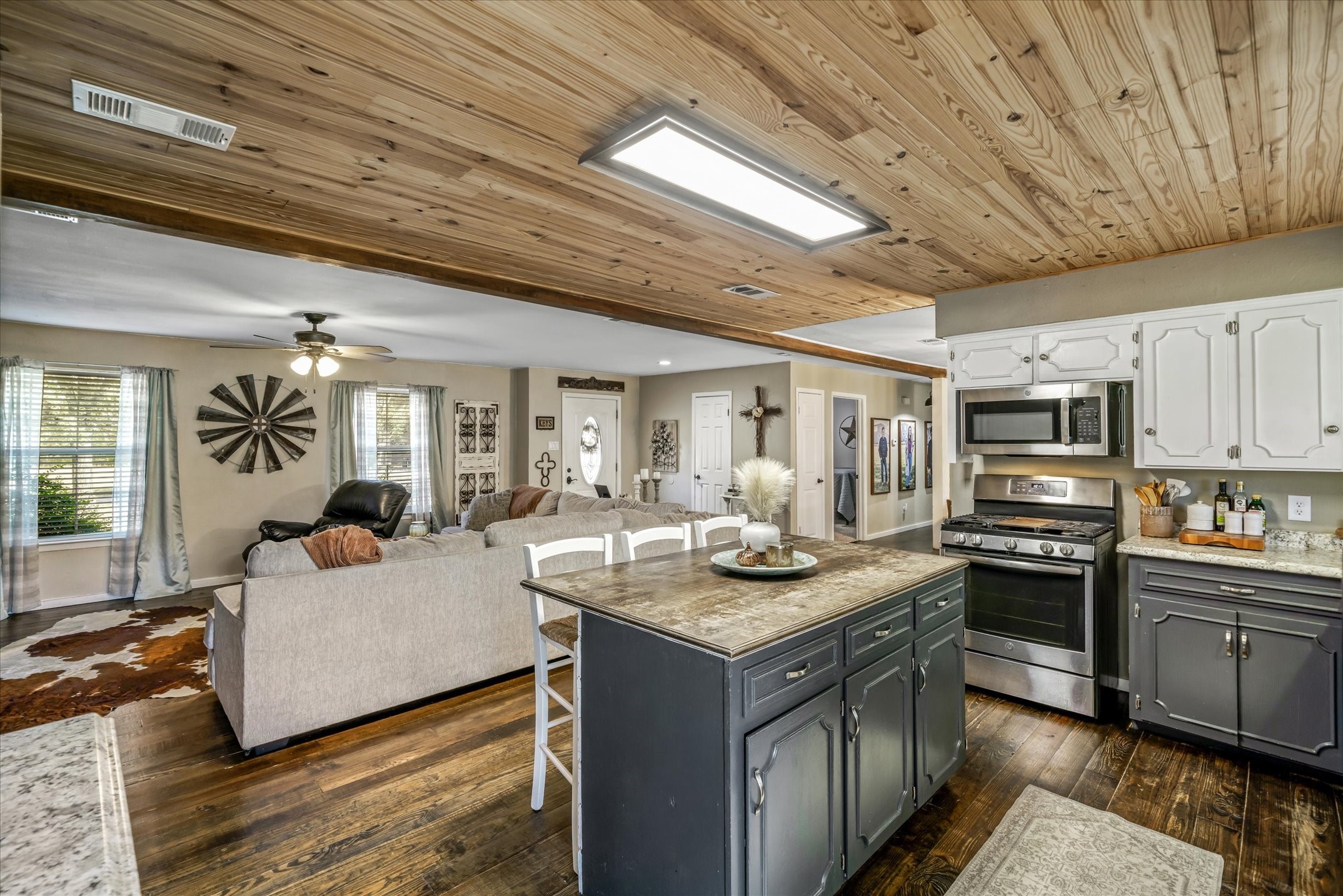 204 Southridge Street Edgewood TX 75117