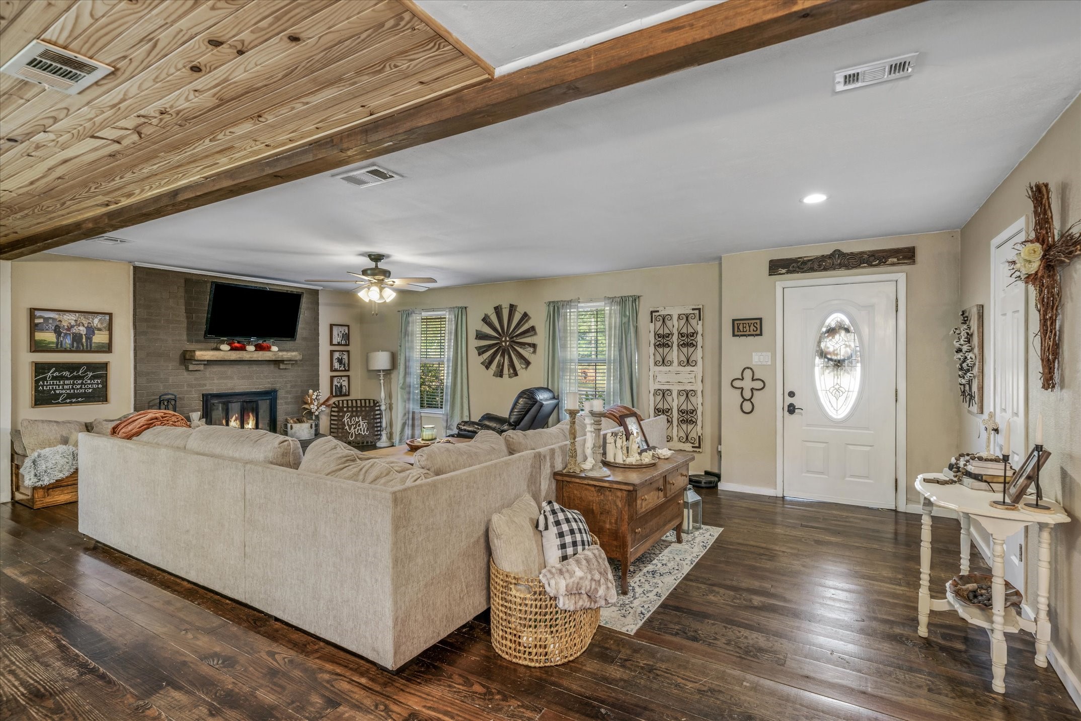 204 Southridge Street Edgewood TX 75117