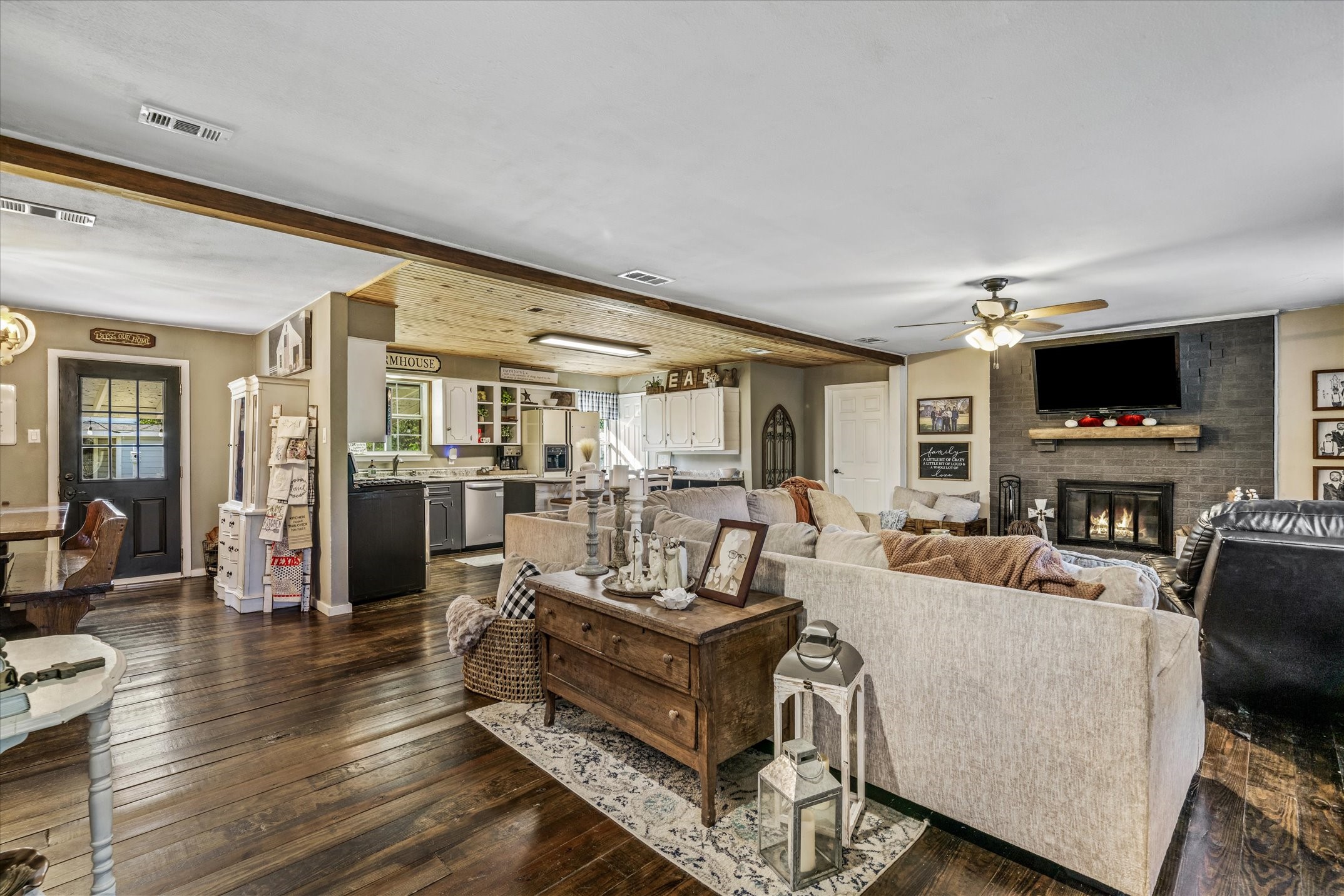 204 Southridge Street Edgewood TX 75117