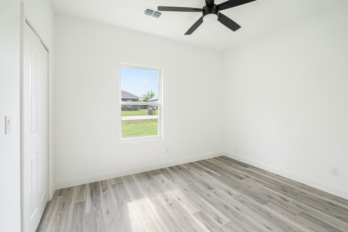 228 E Windjammer Road Gun Barrel City TX 75156