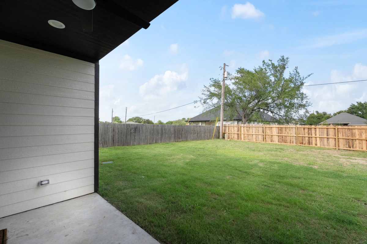 228 E Windjammer Road Gun Barrel City TX 75156