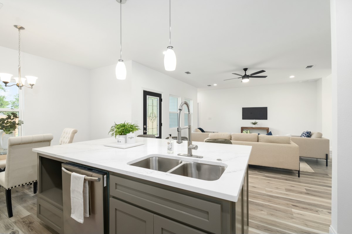 228 E Windjammer Road Gun Barrel City TX 75156