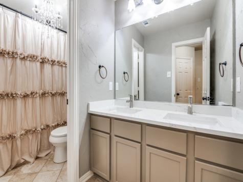 2452 Dockside Drive Grand Prairie TX 75054